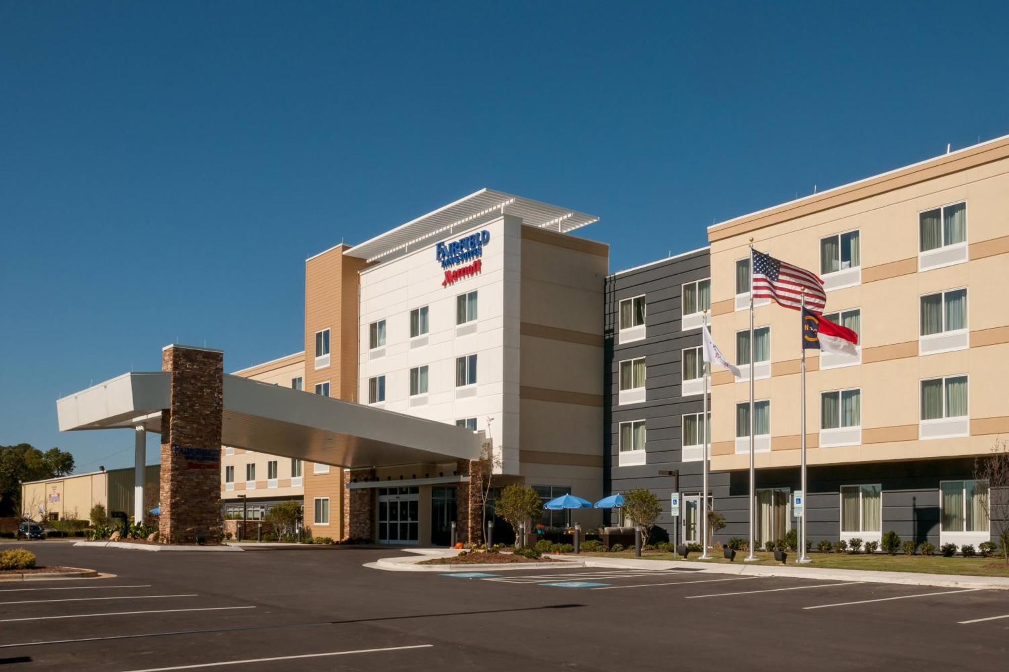Fairfield Inn & Suites By Marriott Fayetteville North Extérieur photo